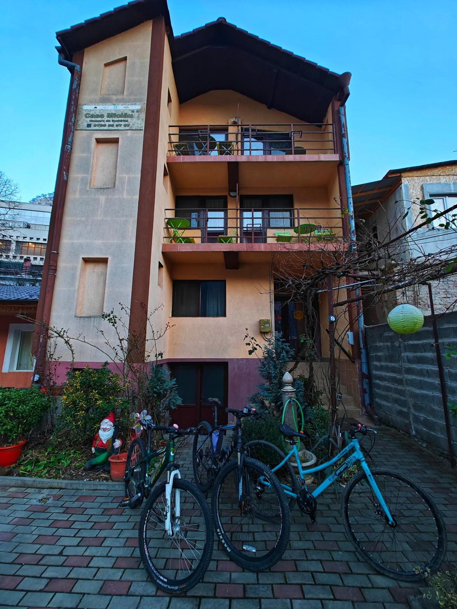 Casa Miclau Apartment เบยเล เฮร์คูลาเน ภายนอก รูปภาพ