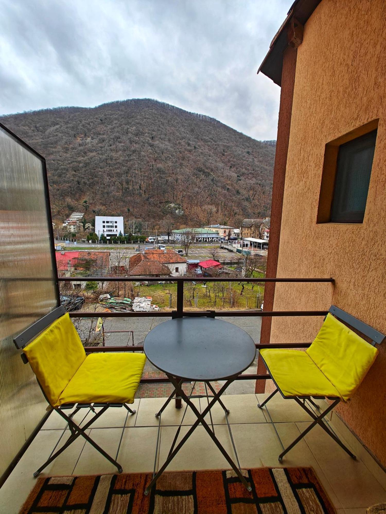 Casa Miclau Apartment เบยเล เฮร์คูลาเน ภายนอก รูปภาพ